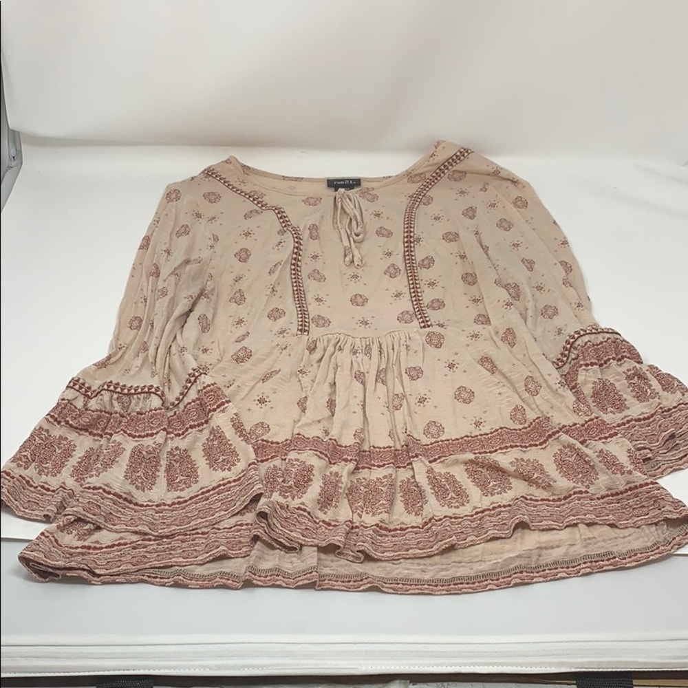 Bell sleeve top